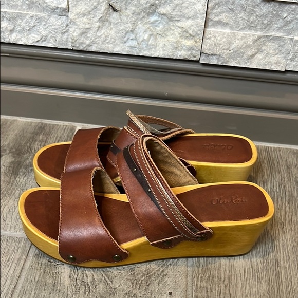 Olukai Brown Kamala Leather clogs with wooden wedge heels size 7 - Picture 4 of 10